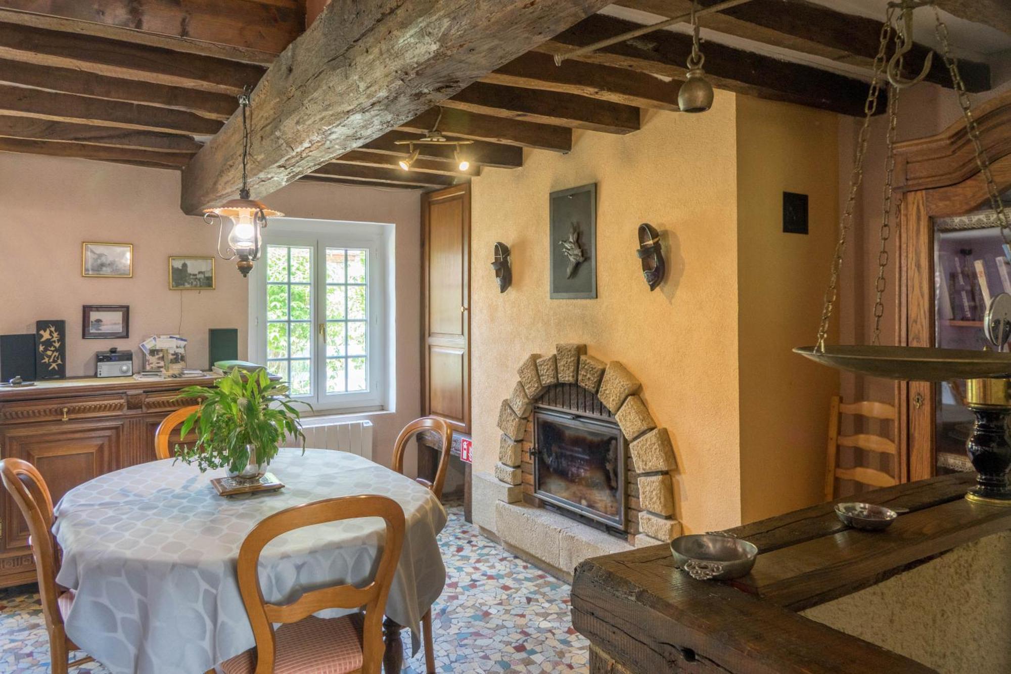 Chantilly ,Petit Dejeuner Et Table D'Hotes Possible Noyers  Luaran gambar