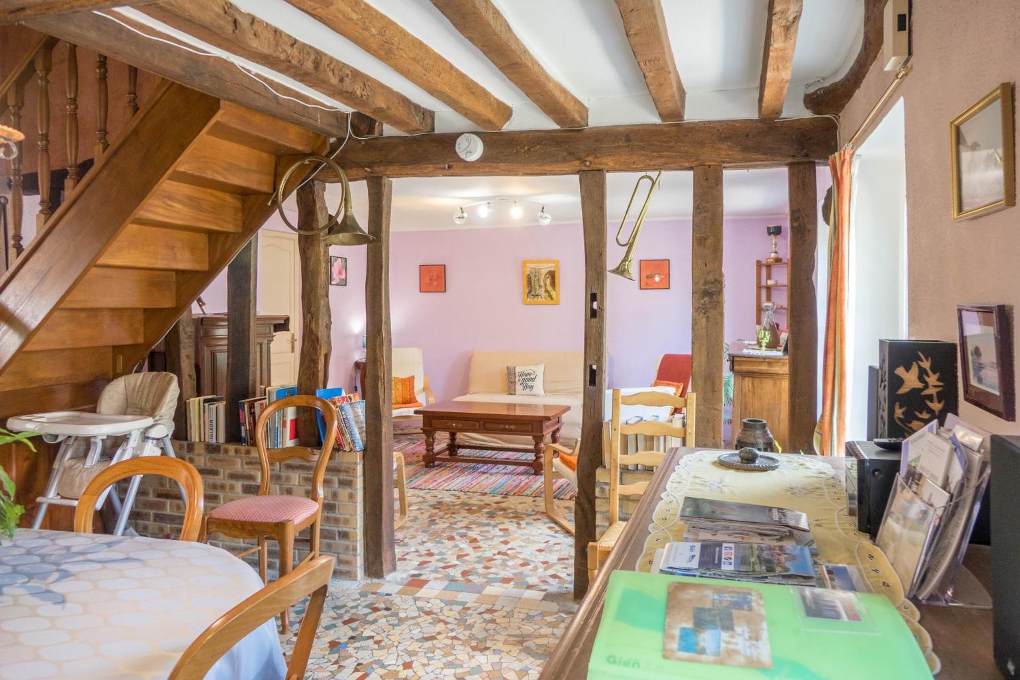 Chantilly ,Petit Dejeuner Et Table D'Hotes Possible Noyers  Luaran gambar
