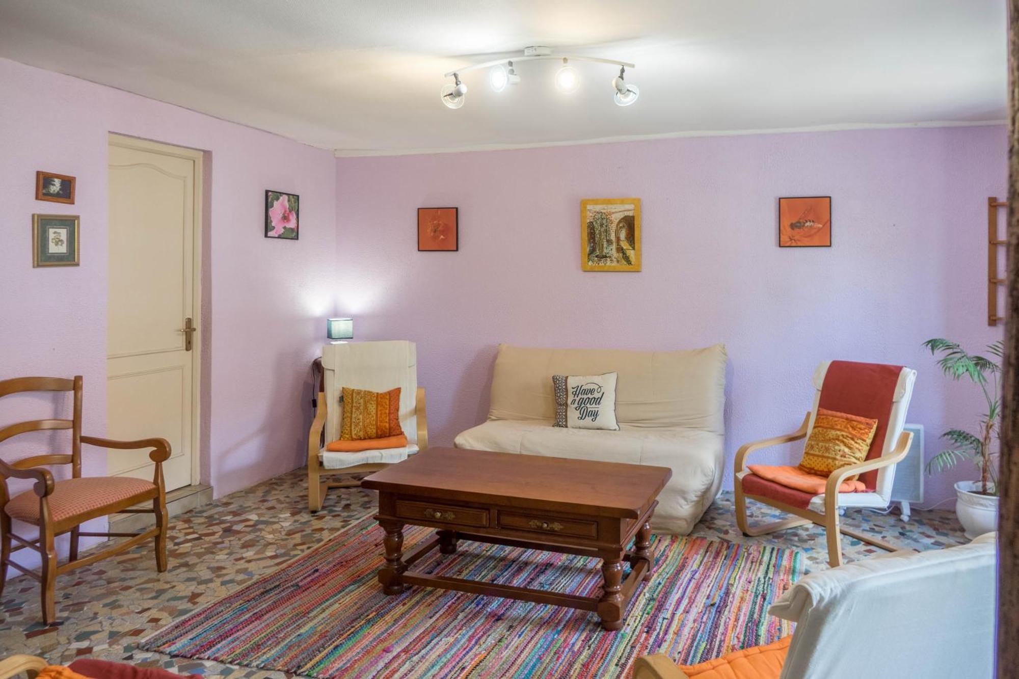 Chantilly ,Petit Dejeuner Et Table D'Hotes Possible Noyers  Luaran gambar